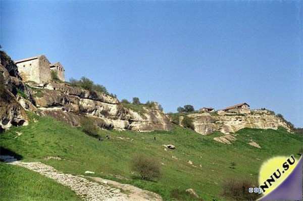 Чуфут-Кале - пещерный город Крыма