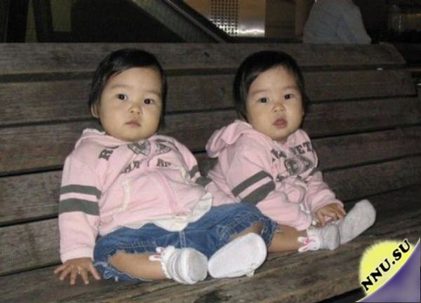 Дети-близнецы
