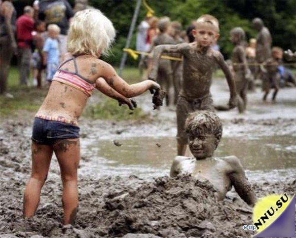 "Mud Day" – «День грязи»