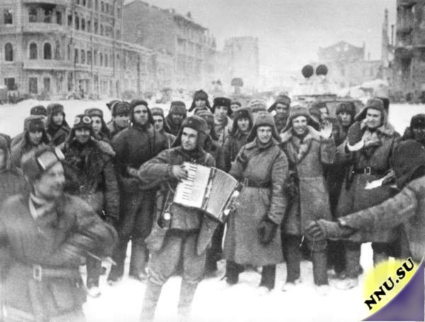 65 лет Победы советских войск под Сталинградом